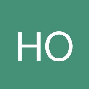 Meet your Posher, Holly